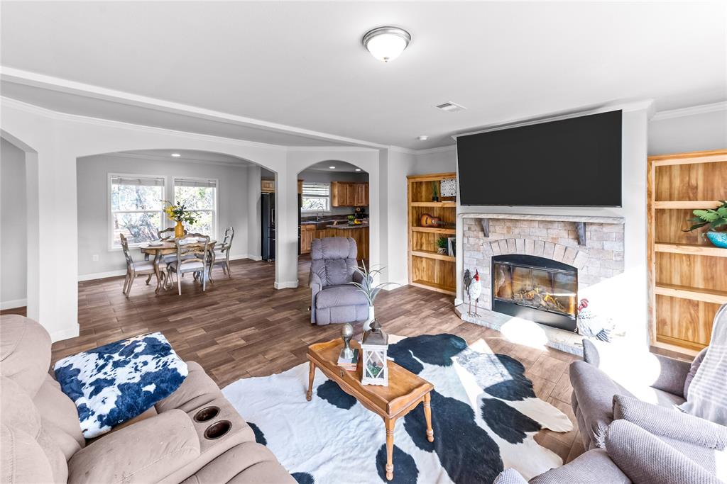 S1994 LAKE WHITNEY VLG (SHADY OAKS) - Residential