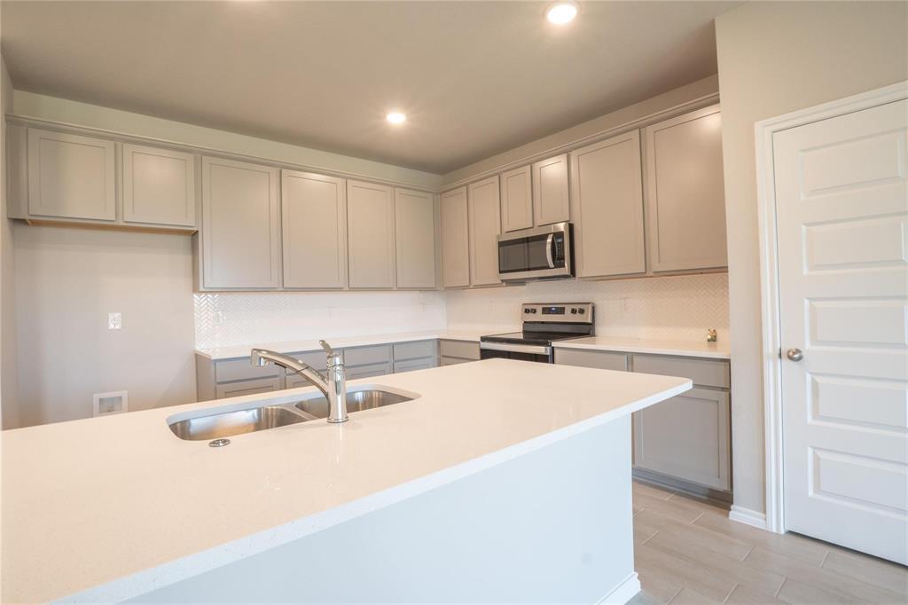 Greywood Hts Add - Residential Lease