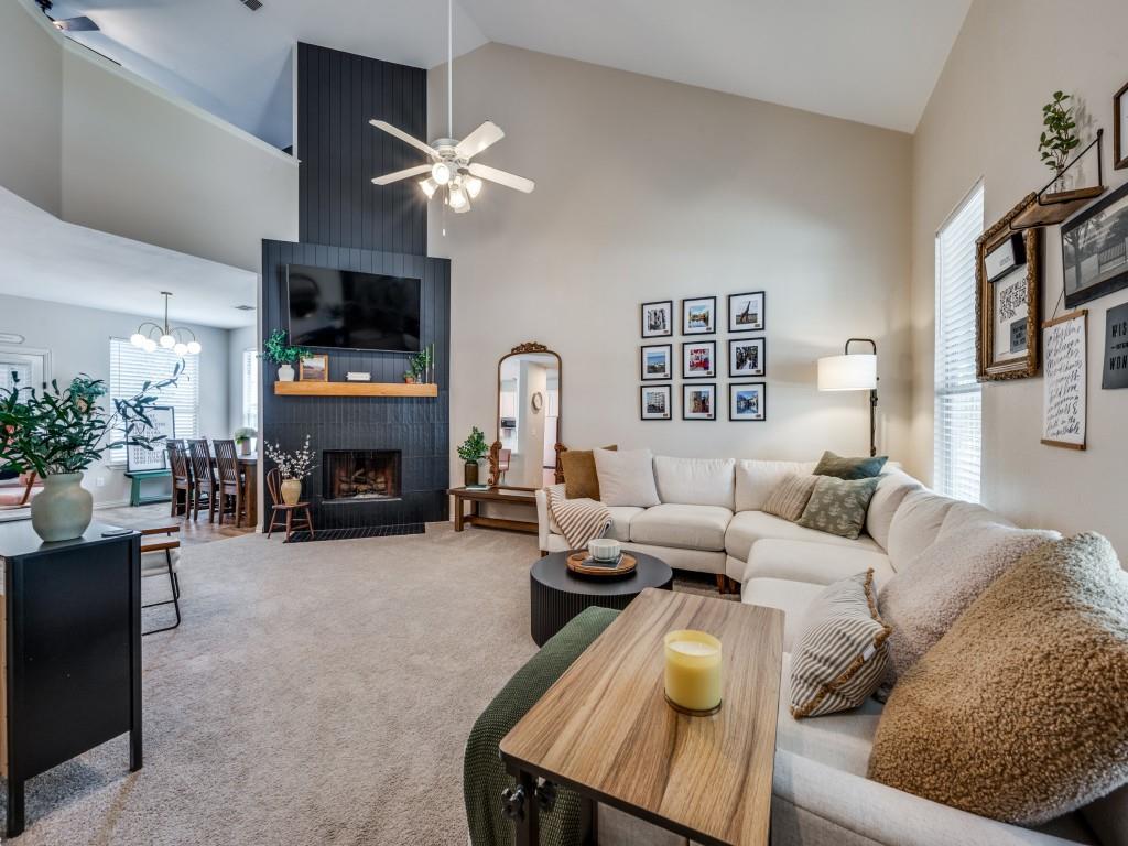 976 Fox Grove Lane