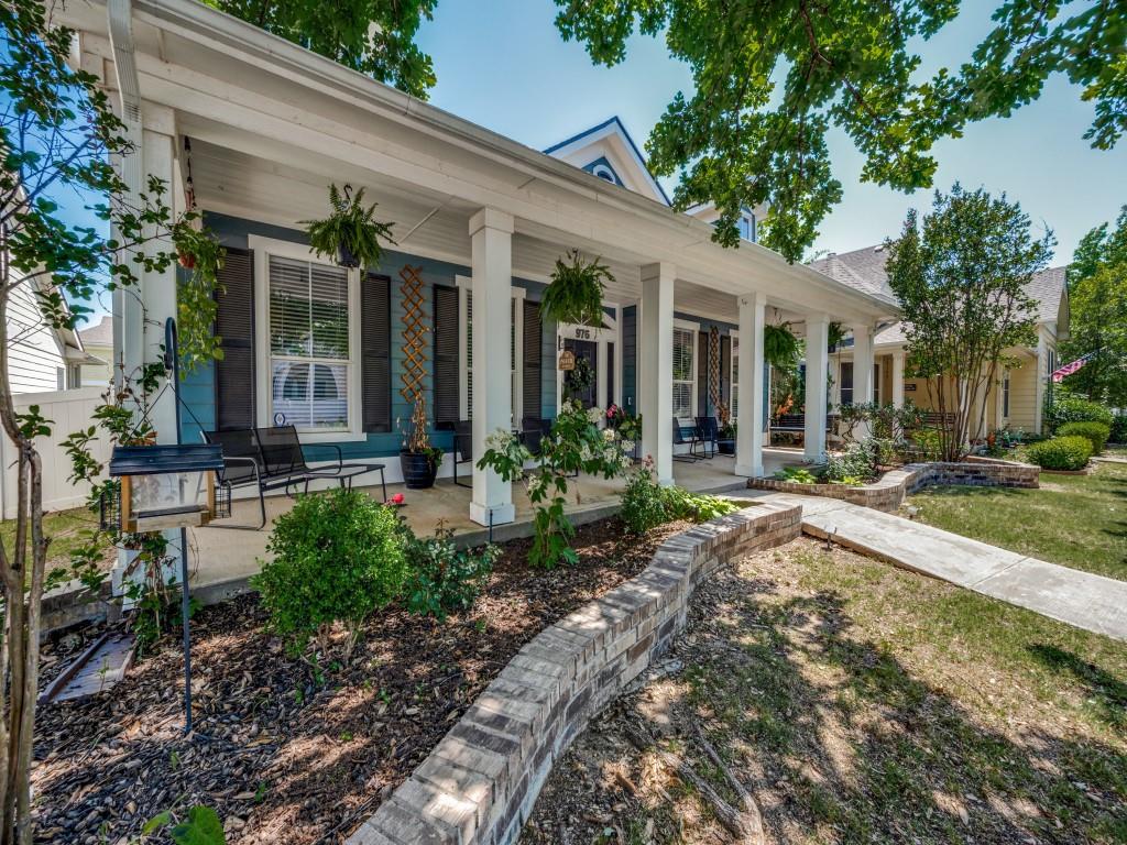 976 Fox Grove Lane