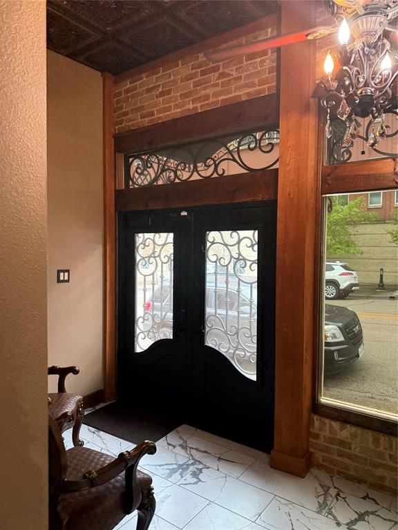 O T Waxahachie - Commercial Lease