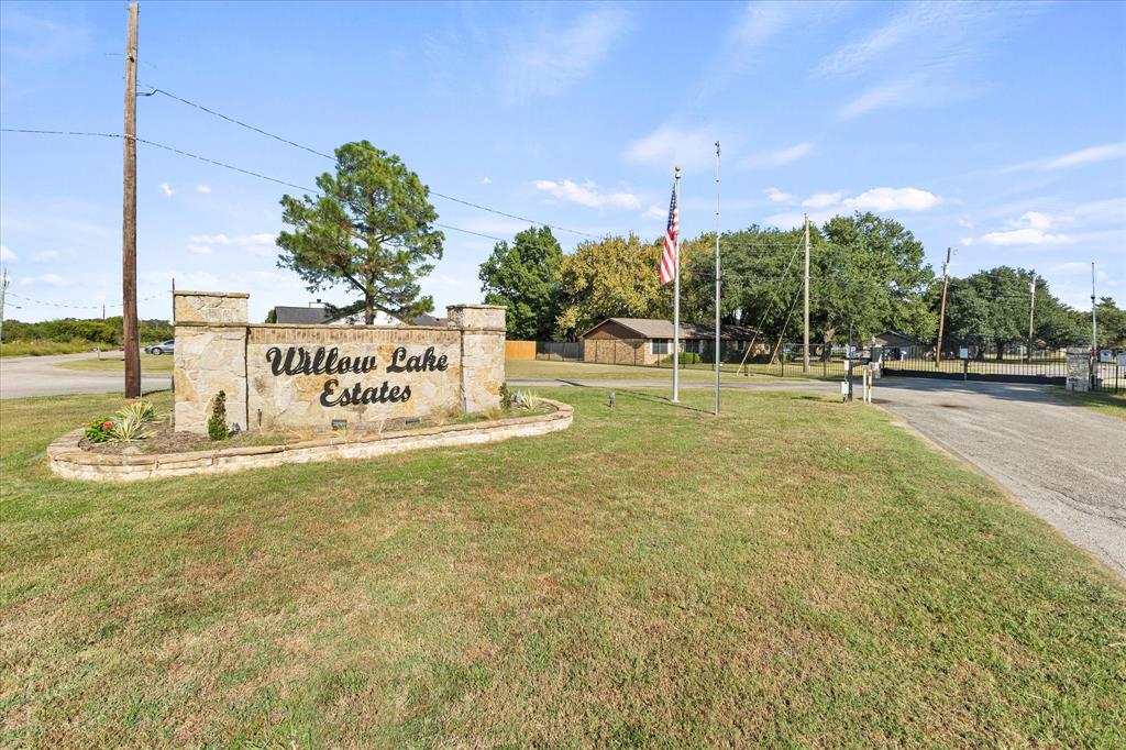 Willow Lake Unit 1 - Residential