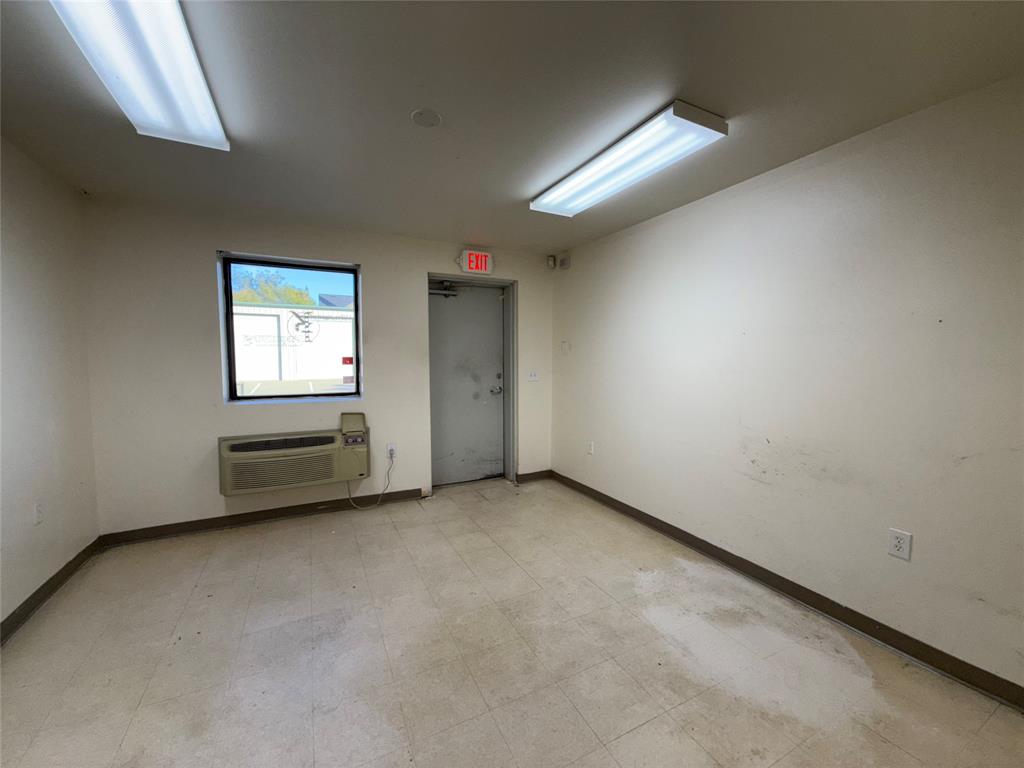 Daugherty - Commercial Lease