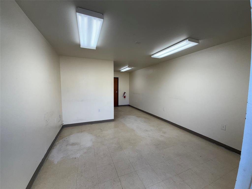 Daugherty - Commercial Lease