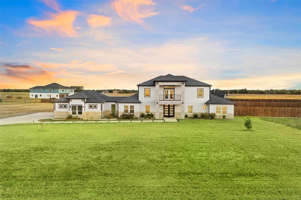 Maw & Paw Estates - Residential