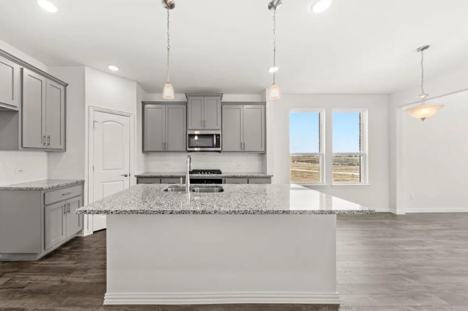 Edgewater Ph 2 - Residential Lease