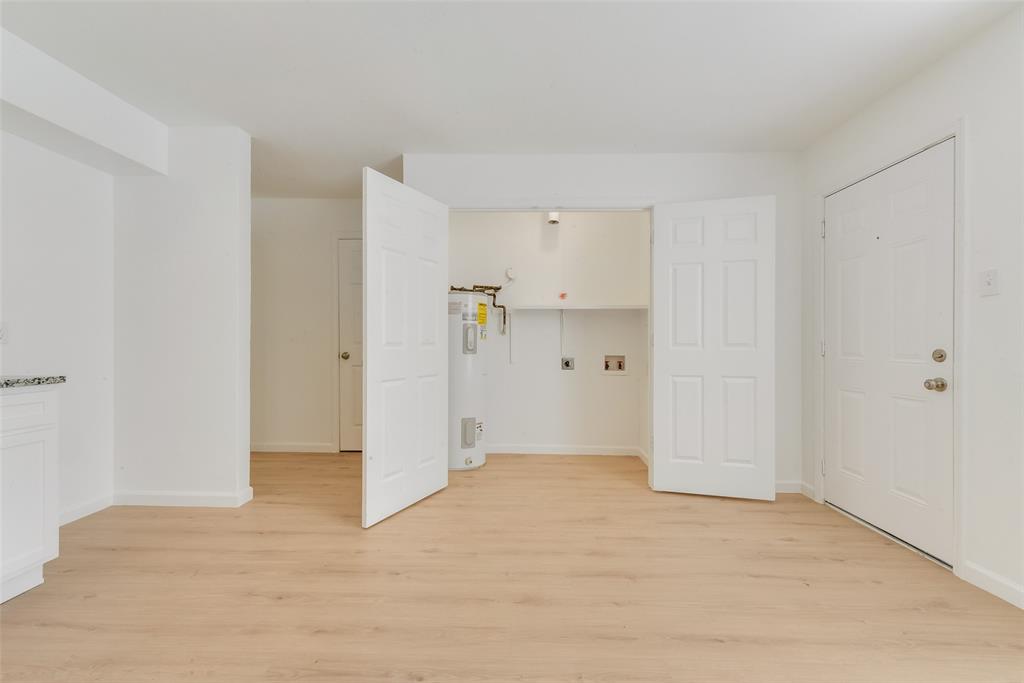 Mountain Creek Twnhs 02 - Residential