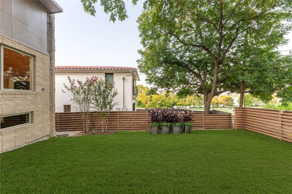 Daniels Edward W - Residential