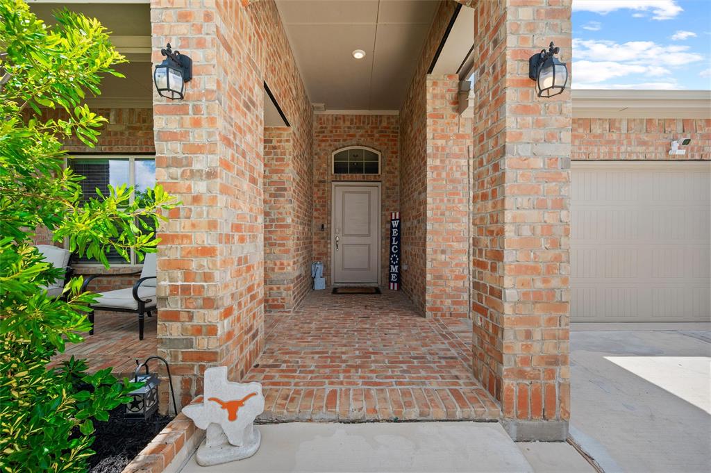 1136 Gillespie Drive