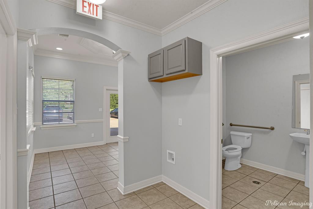 Fern Ave Office Center Ph 3 - Commercial Lease