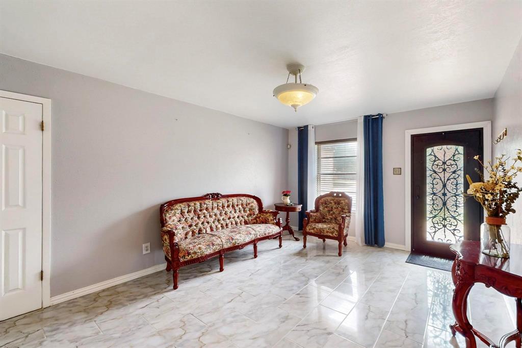 5725 Denise Drive