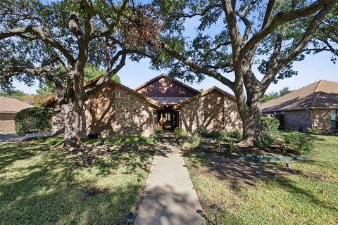 A home in Farmers Branch