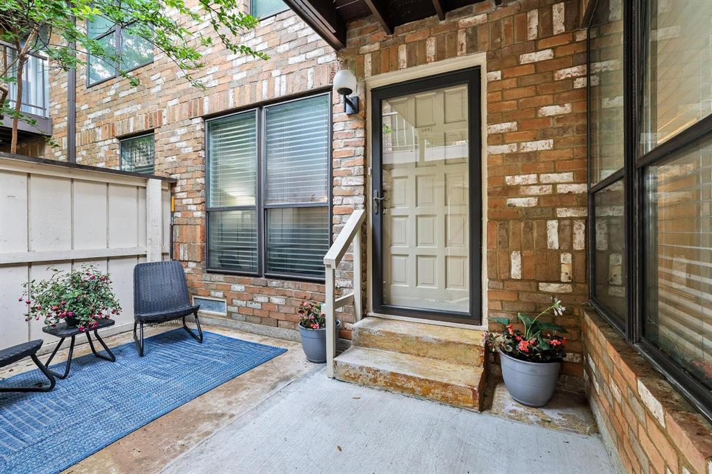 Danbury Condo - Residential