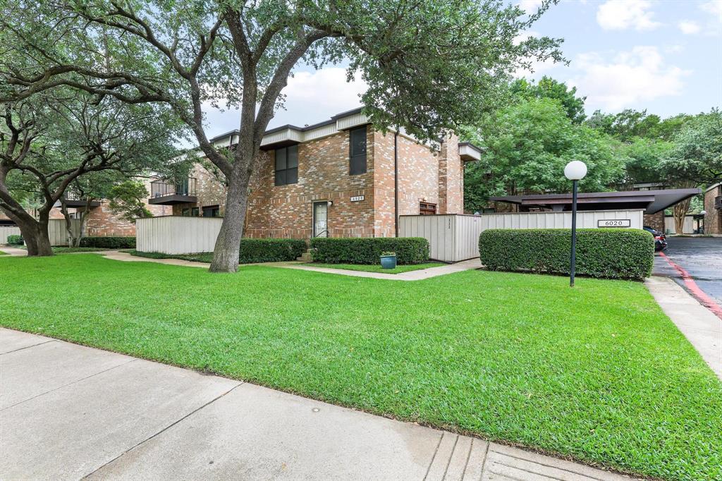 Danbury Condo - Residential