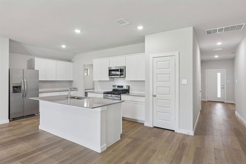 Tiny photo for 15032 Leighton Creek Court, Fort Worth, TX 76052 (MLS # 21341637)