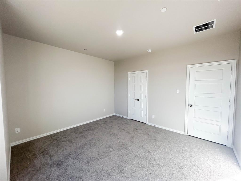 VILLAGGIO AT VICTRON PARK - Residential Lease