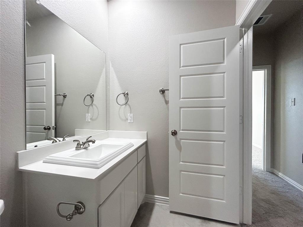 VILLAGGIO AT VICTRON PARK - Residential Lease