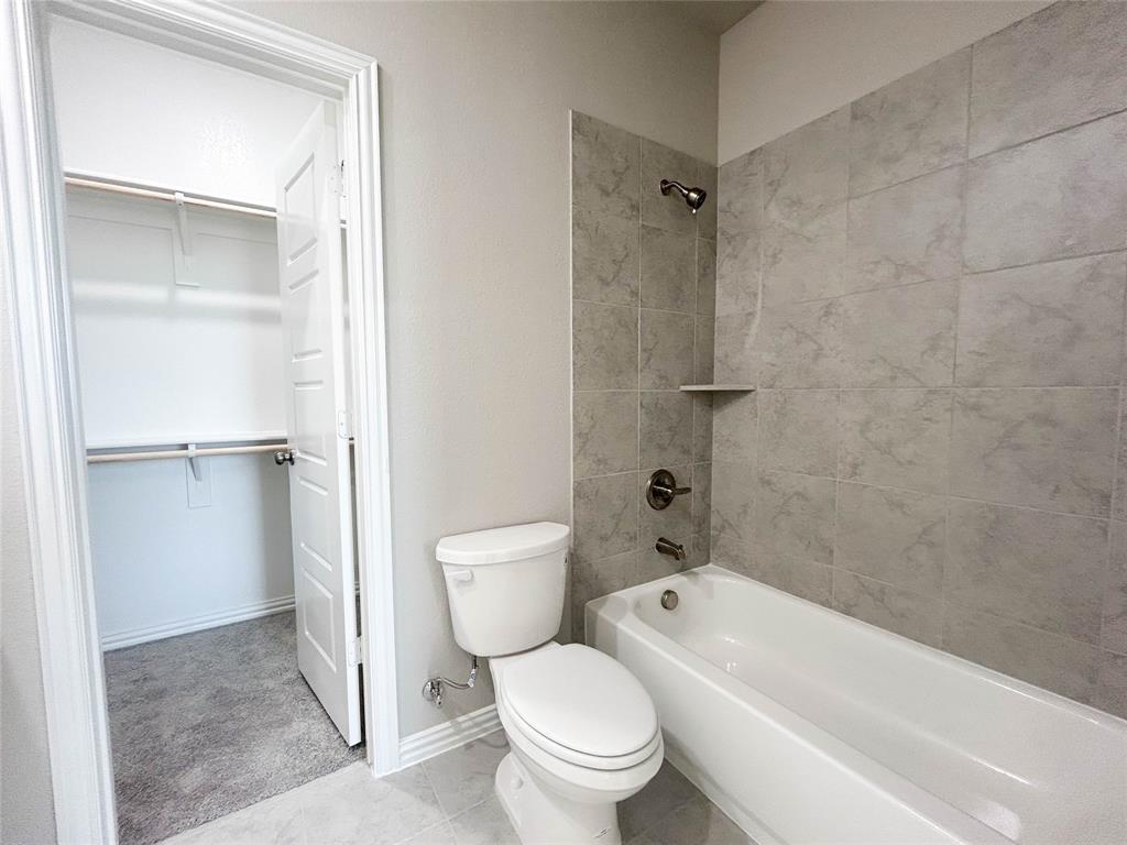 VILLAGGIO AT VICTRON PARK - Residential Lease