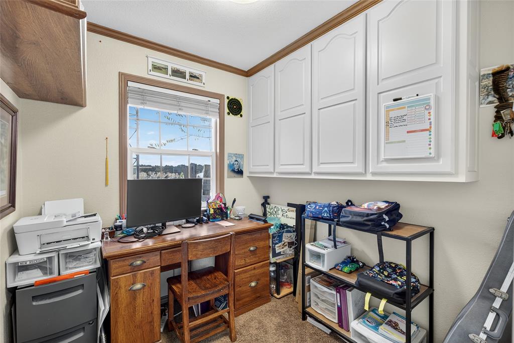 ACRES: 16.000 ABST: 227 SUR: JOSIAH EVANS - Residential