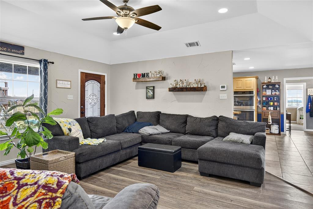 ACRES: 16.000 ABST: 227 SUR: JOSIAH EVANS - Residential