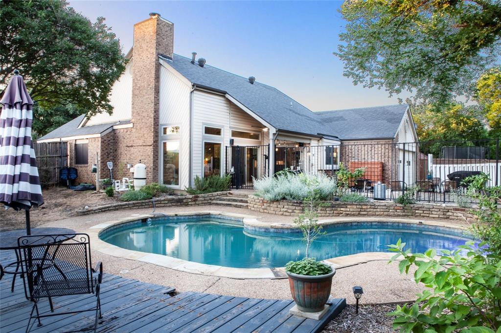 810 Highland Hills Lane