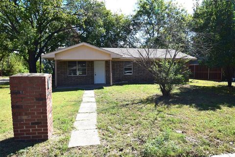 A home in Kaufman