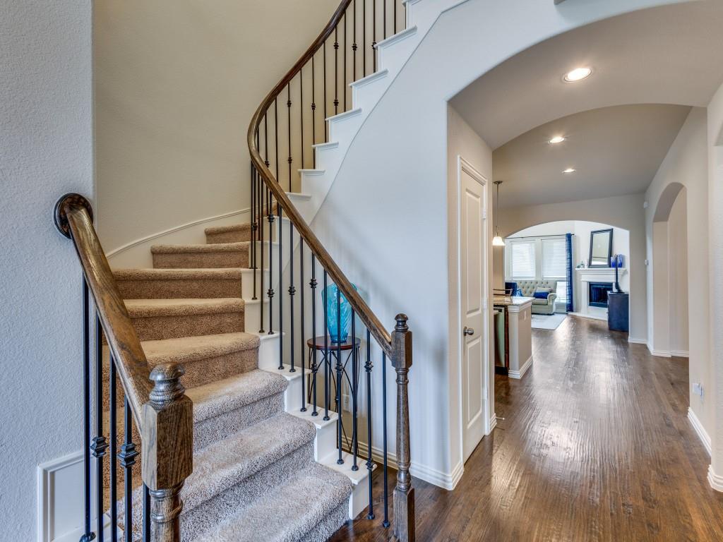 5517 Grove Cove Drive