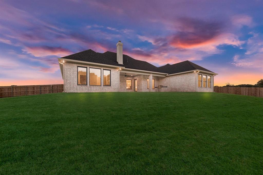 8005 Bee Cave Road
