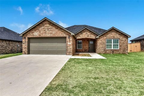 A home in Pottsboro