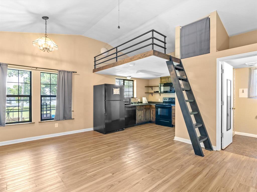 Eustace Hill Stanfield Wtr Brd - Residential