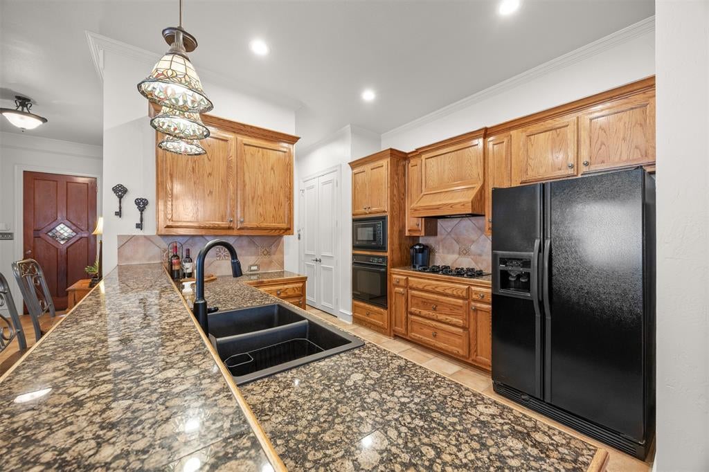 1516 Hackett Creek Drive