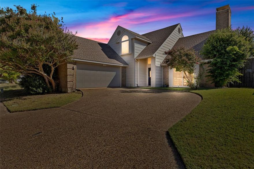 ***This home qualifies for a limited-time lender-paid 2-1 buydown— reduced monthly payments for the first 2 years at no cost to the buyer or seller. Ask listing agent for details!*** Fully updated and move-in ready, this beautiful home in a quiet Dallas neighborhood is zoned to top-rated Plano ISD schools. Enjoy new luxury vinyl plank flooring, fresh paint, and a stylish kitchen with stainless steel appliances, butcher block counters, and a center island. The home offers two spacious living areas, each with its own fireplace and soaring ceilings. Ideal floor plan with two bedrooms down and a private upstairs primary suite featuring an oversized walk-in shower with a temperature control handle smartly located so you don't get wet when you heat your shower up. Both bathrooms have been tastefully updated. Generous storage and closet space throughout. Relax or entertain in the large backyard with privacy fence. Community amenities include a pool, tennis and pickleball courts, and a clubhouse available to rent for events. Centrally located with easy access to major highways, dining, entertainment, and easy commutes across the metroplex.
