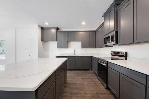 Tiny photo for 3720 Washington Street, Greenville, TX 75401 (MLS # 21316504)