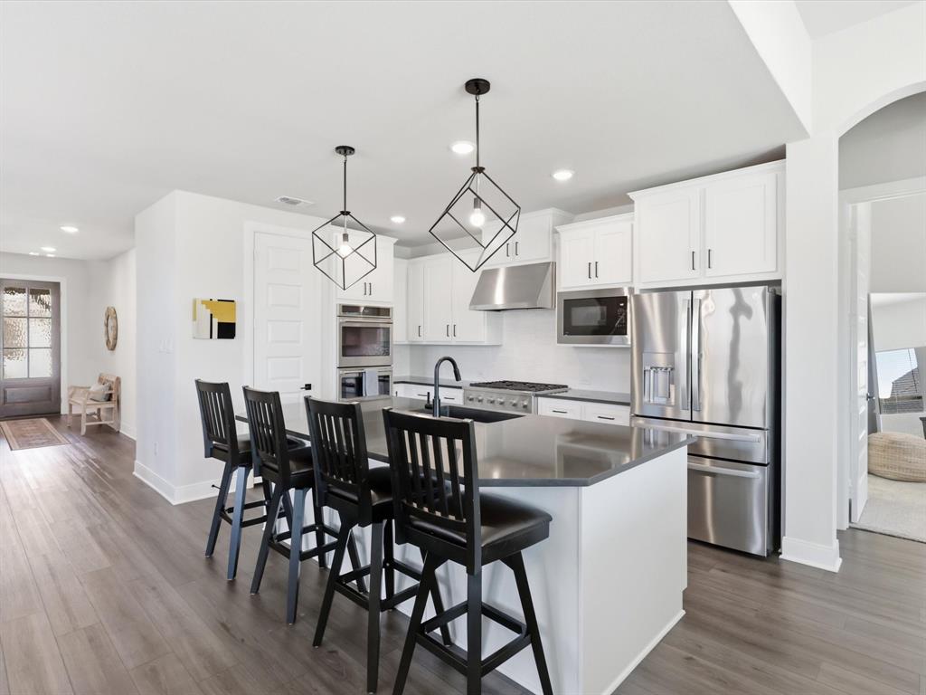 603 Crystal View Drive