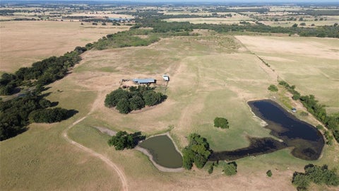Photo of 355 County Road 144, Comanche, TX 76442 (MLS # 21394107)
