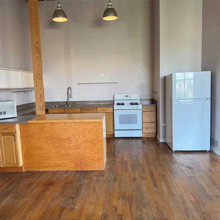 Kelly Park Studio Condo - Residential Lease