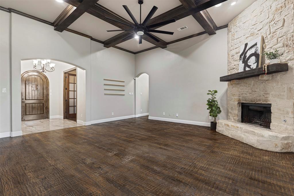 2135 Lake Estates Drive