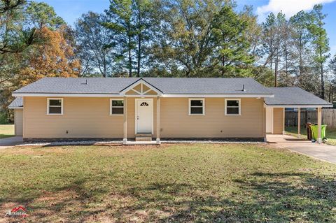 A home in Benton