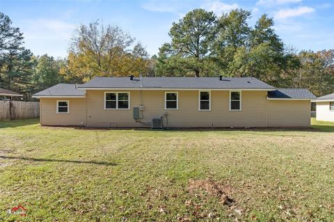 A home in Benton