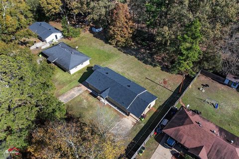 A home in Benton