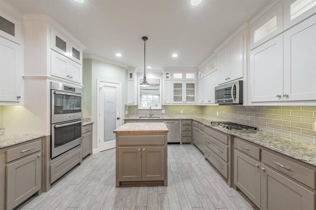 Rosswood Estates Ph II - Residential