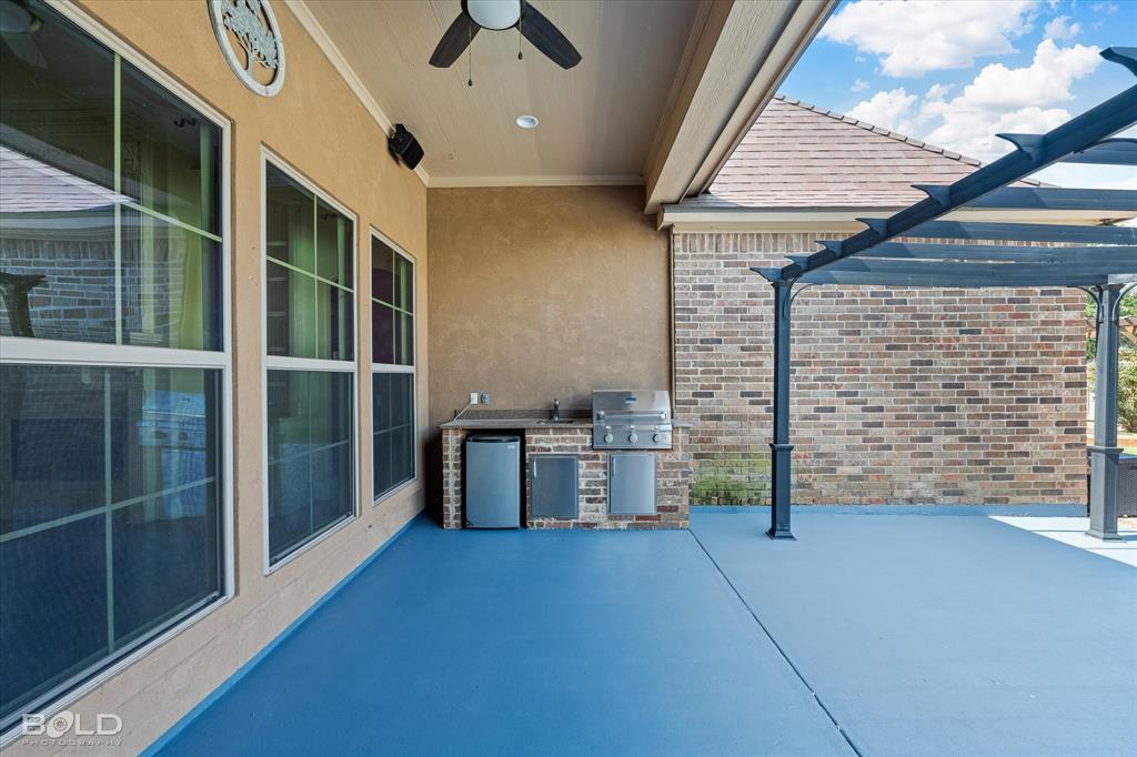 Shreveport, Louisiana 71115, United States, 5 Bedrooms Bedrooms, ,4 BathroomsBathrooms,Residential,Active,169156