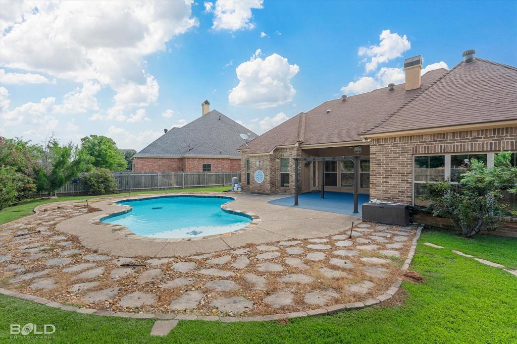 Shreveport, Louisiana 71115, United States, 5 Bedrooms Bedrooms, ,4 BathroomsBathrooms,Residential,Active,169156