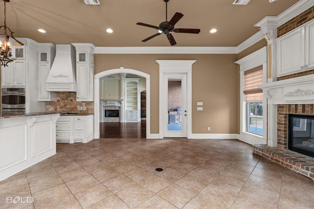 Shreveport, Louisiana 71115, United States, 5 Bedrooms Bedrooms, ,4 BathroomsBathrooms,Residential,Active,169156