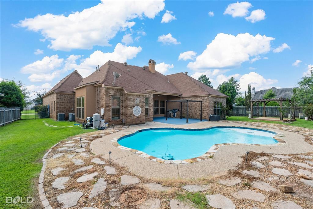 Shreveport, Louisiana 71115, United States, 5 Bedrooms Bedrooms, ,4 BathroomsBathrooms,Residential,Active,169156