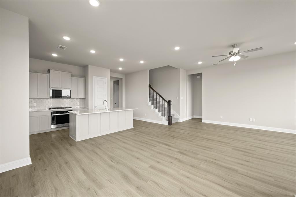 Sheppard's Place - Residential