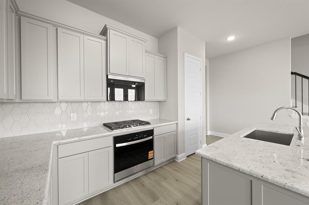 Sheppard's Place - Residential