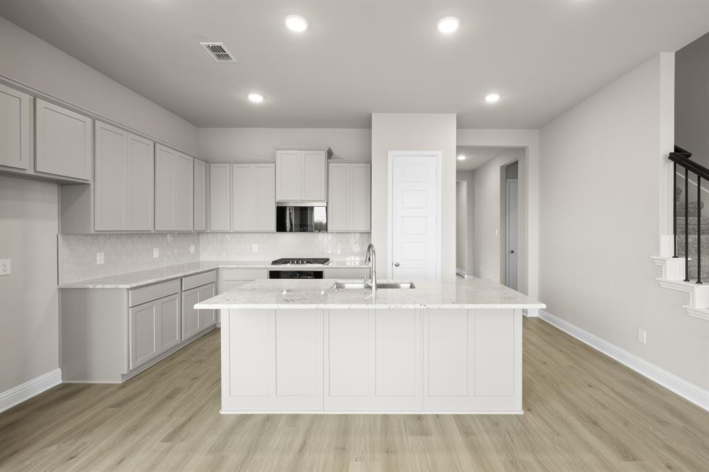 Sheppard's Place - Residential