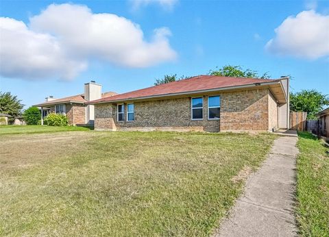 3407 Republic Drive Forest Hill TX 76140