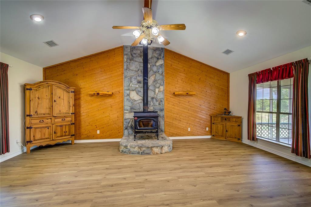 L. Brown Svy, A-76 - Residential